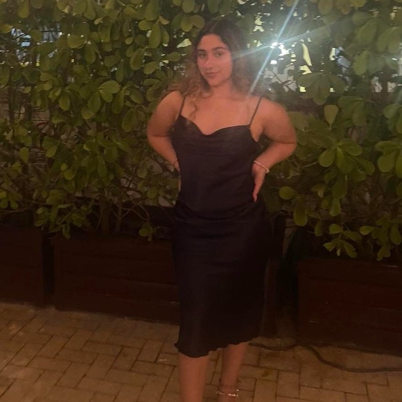 Small navy bebe dress💙 - Picture 5 of 6